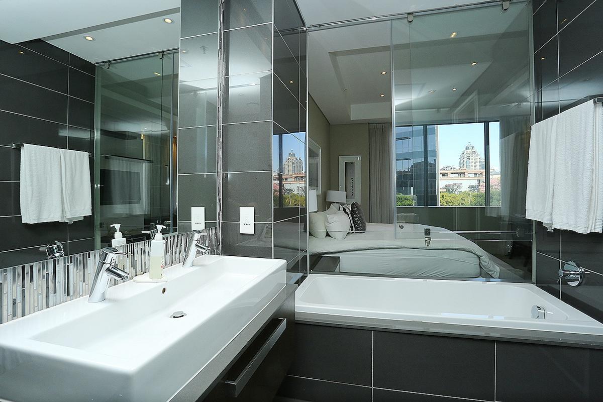 Sandton Skye Johannesburg Luxury Apartment Exterior photo